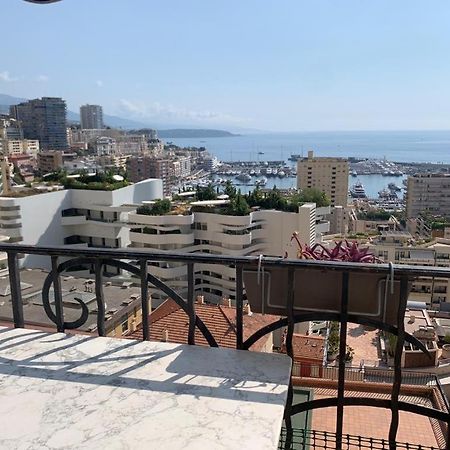 Plein coeur de Monaco, à 300 mètres à pied du port de Monaco, 4 pièces, escaliers vue mer. Exterior foto