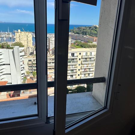Plein coeur de Monaco, à 300 mètres à pied du port de Monaco, 4 pièces, escaliers vue mer. Exterior foto